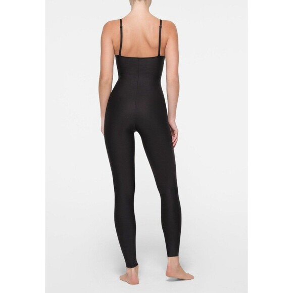 NWT SKIMS Body Push-up Catsuit - Large - Picture 4 of 5